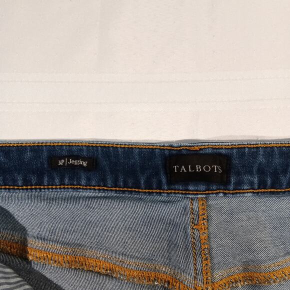 Talbots Women’s Jegging Jeans Size 14P Petite Talia Wash Mid-Rise Stretch Denim - Picture 4 of 9